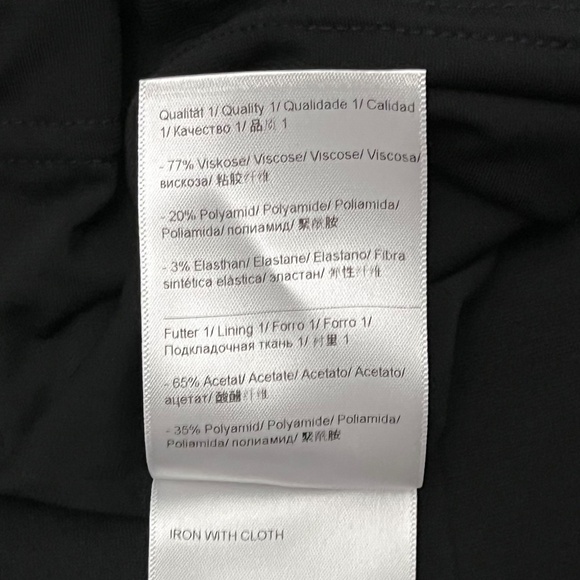 Escada Size 34 Classic Black Dress Ruched V-Neck Faux Wrap Cocktail Knit US 4 XS - Picture 6 of 8